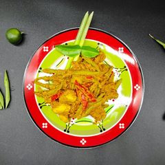 A picture of 🌶️ Teddy's Indonesian Sambal Goreng (Spicy Coconut Curried Vegetables w Tempeh).