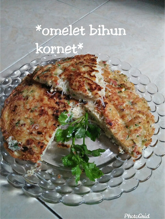 Cara Gampang Menyiapkan omelet bihun kornet Anti Gagal