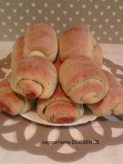 Krumplis dübbencs (kelt zsíros tészta,simán és kaprosan. Kőttesnek is nevezik recept fotója