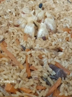 Una foto de Plov o Pilaf (Arroz con carne y especias)