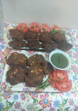 A picture of Mutton mince chably kababs.