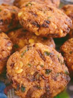 பருப்பு வடை(Paruppu vadai recipe in tamil) செய்முறை முக்கிய புகைப்படம்