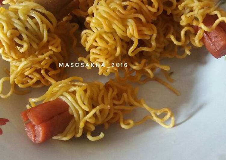 Cara Gampang Menyiapkan Sosis mie goreng kriuk Anti Gagal