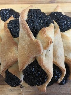 Mákos és málna lekváros papucskák recept fotója