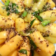 A picture of Microwave Khandvi.