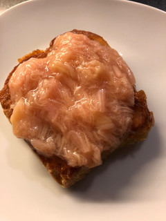 Rhabarber Kompott auf Toast Rezepthauptbild