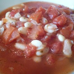 A picture of Butter Bean & Tomato Soup.