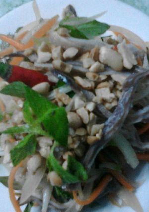 Hình của món bao tử trộn.