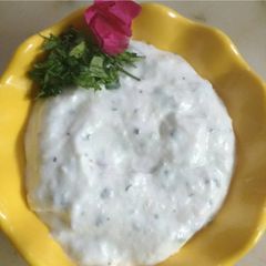 A picture of Hung Curd Rose Dip .