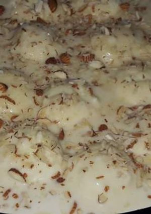 A picture of Rasmalai.