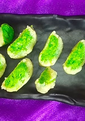 A picture of Coconut Rollups.