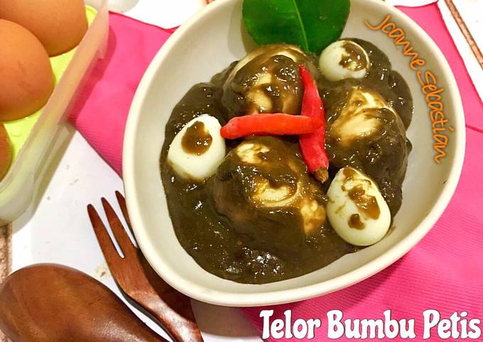 Bagaimana Membuat Telur Bumbu Petis khas Karimunjawa yang Lezat