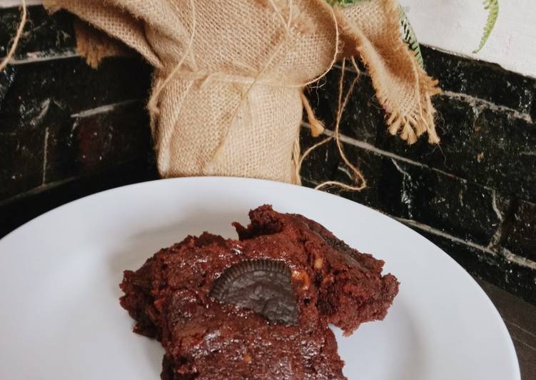 Resep Brownies pisang (kreasi tepung brownies nutricake) yang Bisa Manjain Lidah