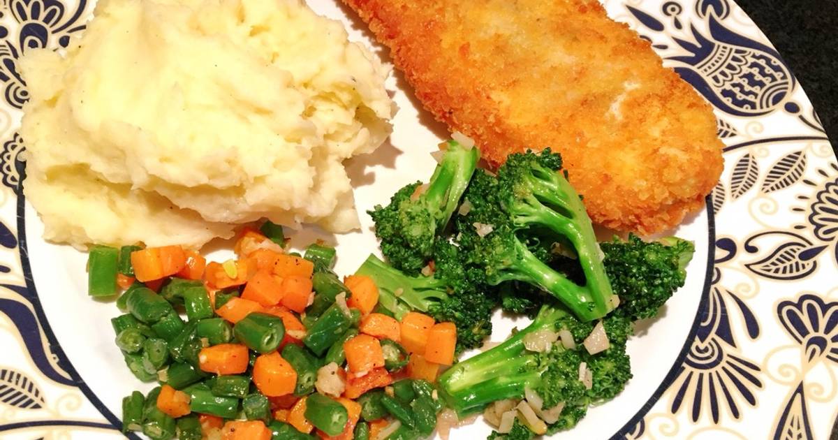 Resep Chicken Kiev (Garlic butter stuffed chicken breast) oleh My ...