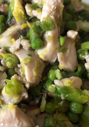 A picture of Garlic Chicken ‘n’ Greens.