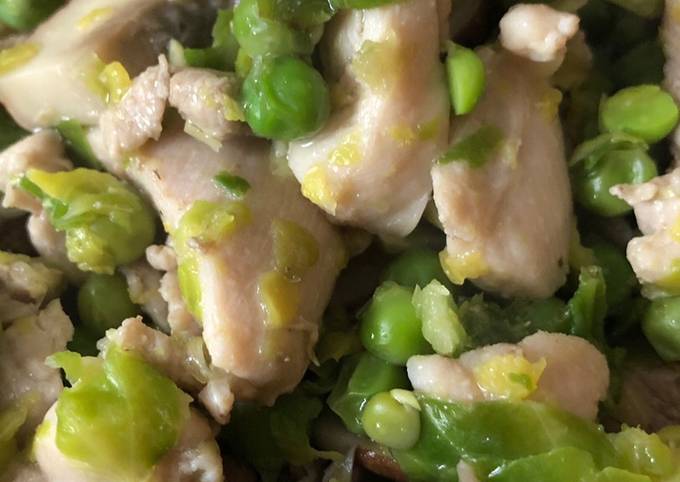 Step-by-Step Guide to Prepare Speedy Garlic Chicken ‘n’ Greens