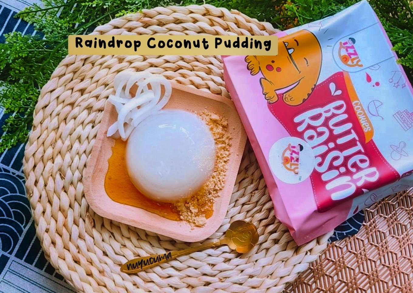 Puding kelapa hujan