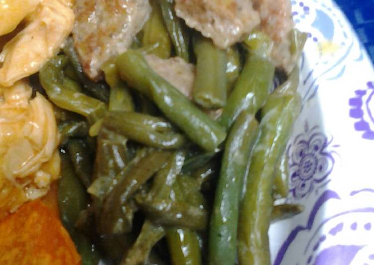 Recipe of Super Quick Homemade Peppered green beans and sausage