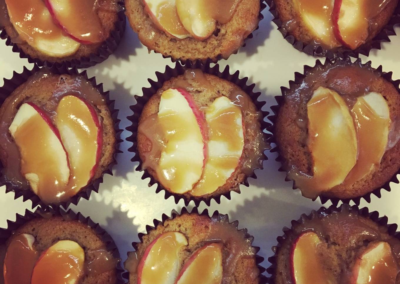 Spiced Toffee Apple Cupcakes