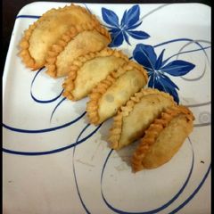 A picture of Peas gujiya.