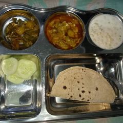 A picture of Beans aloo.