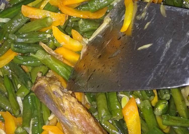 Bagaimana meracik Tumis wortel dan kacang panjang yang sempurna