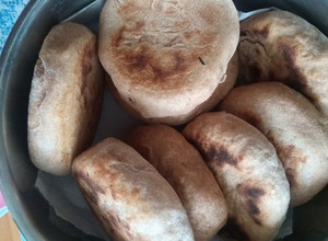 Una foto de Pan tipo churrascas integrales al sartén