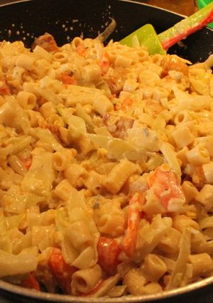 Una foto de Ensalada pastoza, con salsa ROQUEFORT
