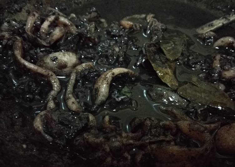 Resep Balakutak tinta hitam yang Enak