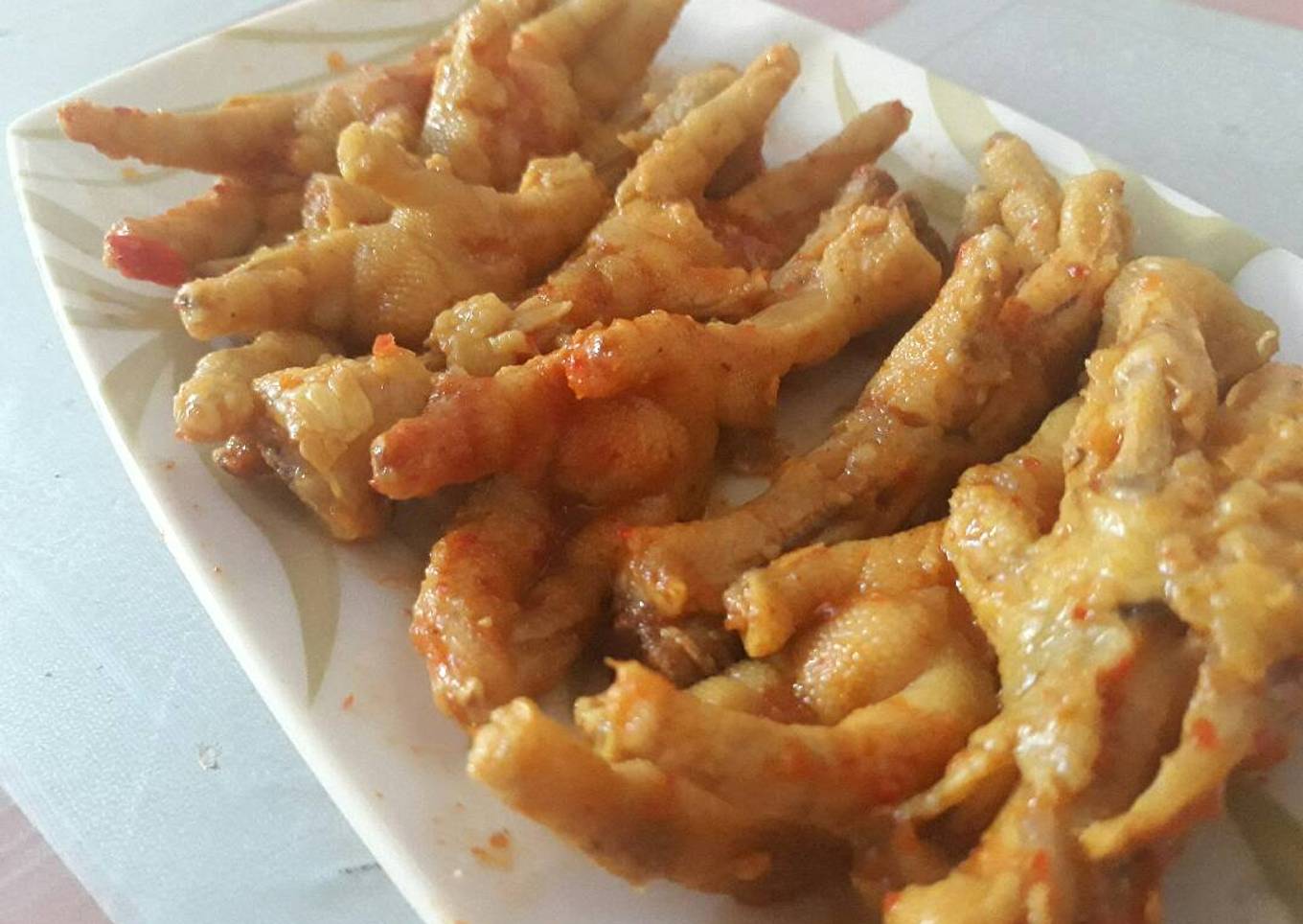 Rica-rica ceker pedas