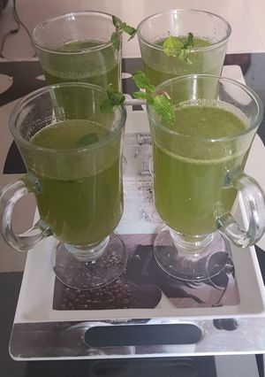 A picture of Mint lemonade.