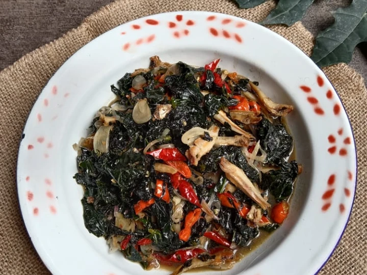 Langkah Gampang Membikin Resep 98. Tumis Daun Pepaya Jepang Teri yang Bikin Ngiler Anti Ribet, Lezat Sekali