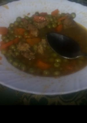 A picture of Green peas n meat(minji na nyama).