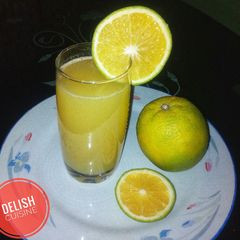 A picture of Natural Orange Juice!.