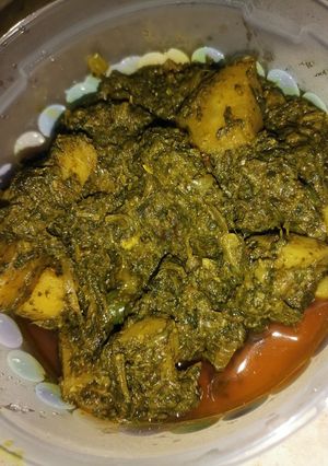 A picture of Aloo Palak.