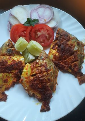 তন্দুরি পমফ্রেট(Tandoori Pomfret recipe in Bengali) রেসিপির প্রধান ছবি