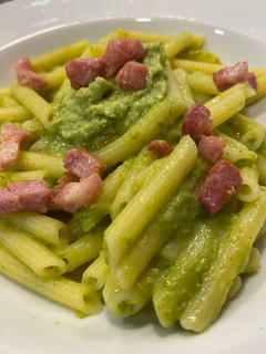 Foto di Pasta con asparagi selvatici e pancetta affumicata
