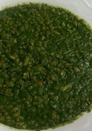 A picture of Moong Spinach curry.