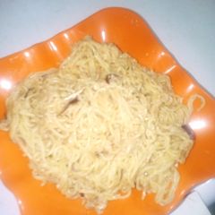 A picture of Scrabbled Egg Indomie.