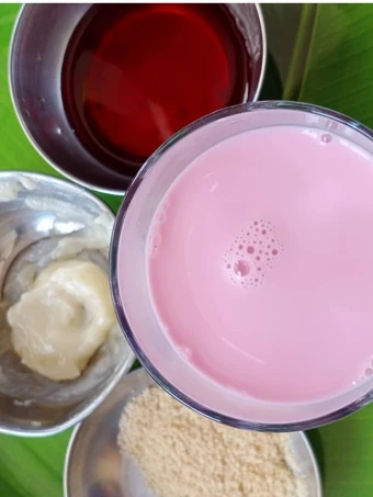 Easy Way Prepare Recipe Strawberry Peanut Butter Smoothie that is Perfect, Delicious}