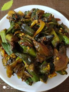 भिंडी दो प्याजा (Bhindi Do pyaza recipe in Hindi) रेसिपी मुख्य फोटो