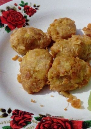 A picture of Dip fried spicy tempeh (Javanese-Indonesia style tempeh) #Asia food.