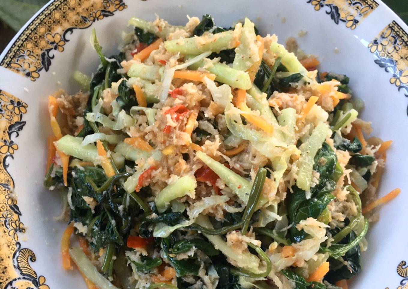 Urab sayur / kluban