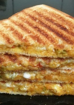 A picture of Veg cheese sandwich.
