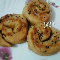 A picture of Baked Bun Parathaa.