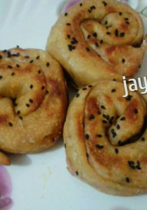 A picture of Baked Bun Parathaa.
