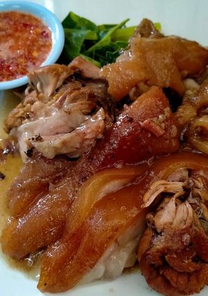A picture of Braised Pork Leg in Five-Spice Sauce.