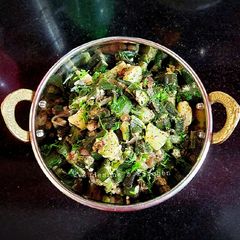 Bhindi Shorshe/Sarson A picture of Bhindi Shorshe/Sarson.