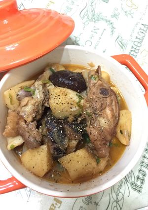 辣味紅燒雞腿肉悶筍 的食譜成品照片