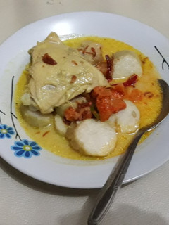 Foto resep Lontong Opor TigaDara